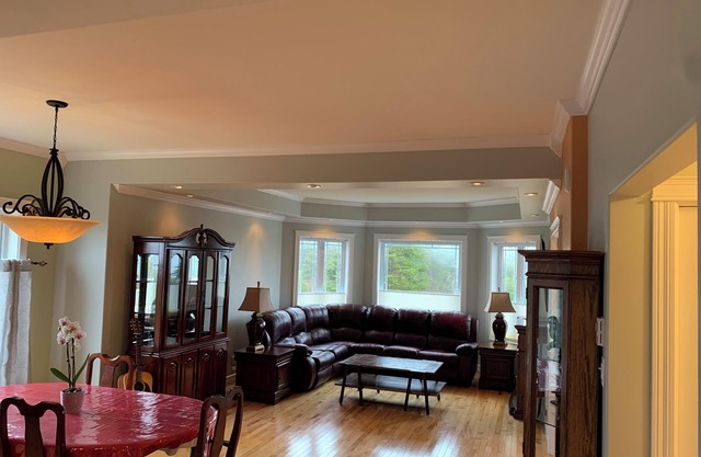 Charming 3-bedroom house with WiFi and AC in Bay Roberts
