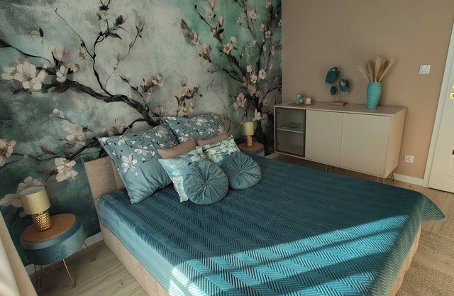 Charming 3-bedroom cottage in Chrzanów with AC, hot tube, heated pool and sauna