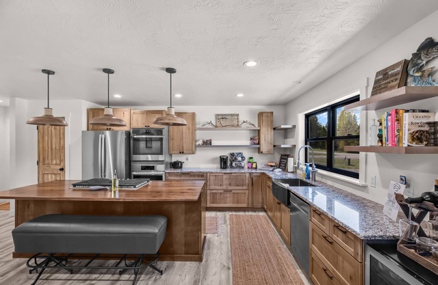 Charming 3-bedroom house with AC and WiFi in Lincoln