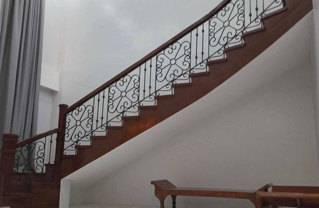 Charming 3-bedroom house with AC, WiFi. Sleeps 13.