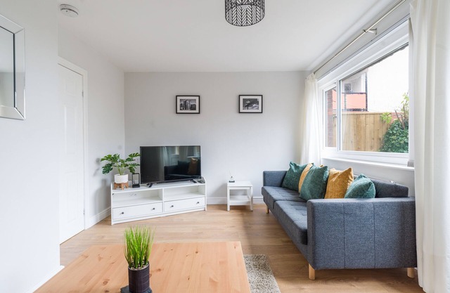 Charming 3-Bed House in Newcastle upon Tyne