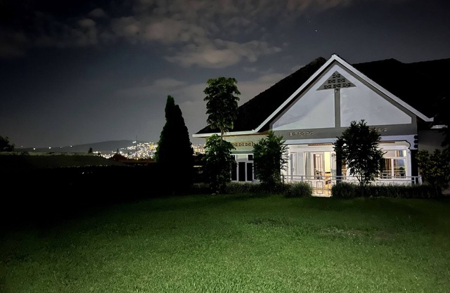 Charming 4-Bed House in Kigali