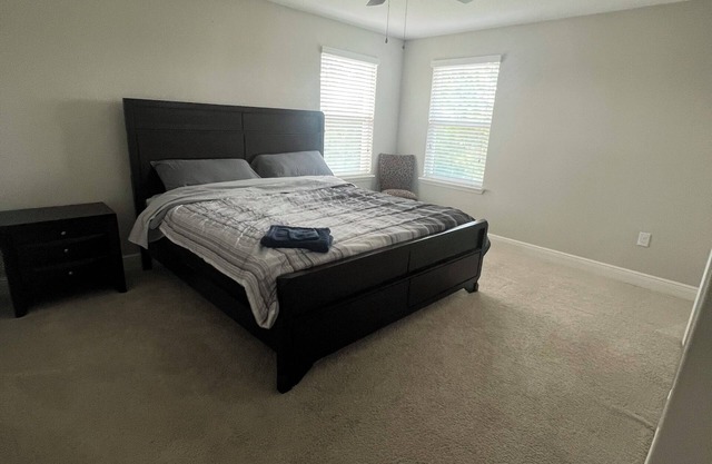 Charming 5-bedroom home away from home