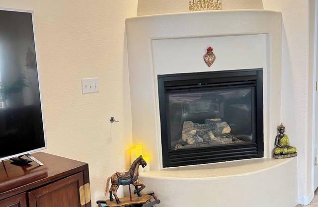 Charming and Cozy 3-bedroom house with WiFi, in superb Rio Rancho