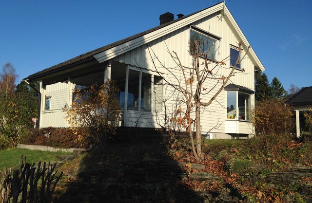 Charming and family friendly house, with big garden. Close to the city and sea.