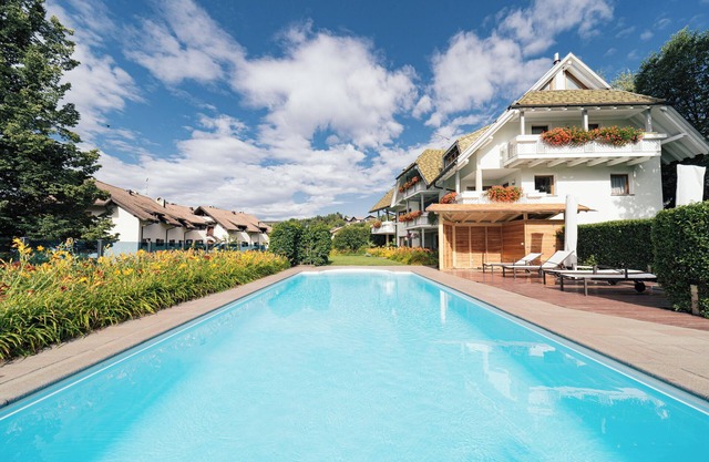 Charming Apartment "Steppe" in Villa Anina with Pool