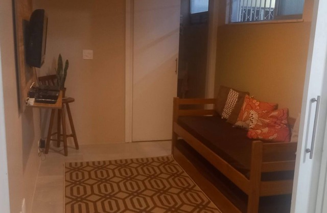 Charming apartment one block from the beach - 1 suite