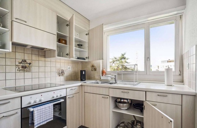Charming Apartment 15 Mins from City Life