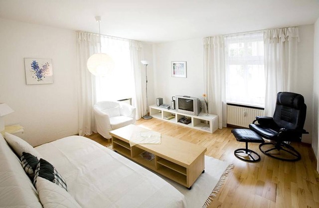 Charming Apartment “Bregenz 6 Top 1” in Central Location with Wi-Fi, Terrace & Garden