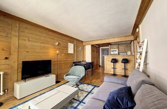 Charming apartment. Chatelard - skis on