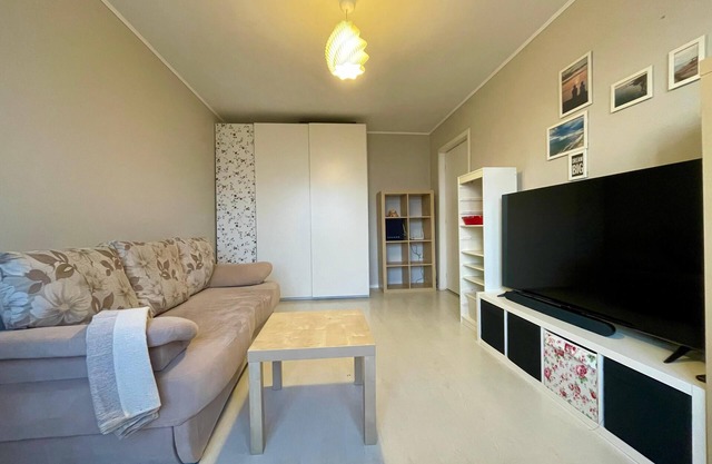"Charming Apartment in Bucharest: Your Perfect Home Away from Home!"