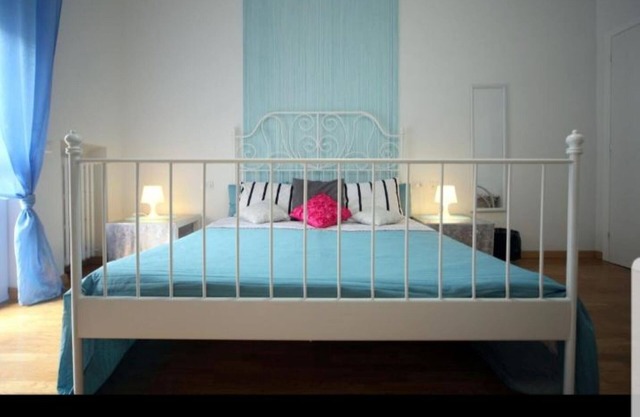 Charming apartment near the central station with 5 bedrooms and 2 bathrooms