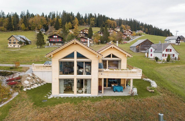 Charming Apartment Strohballenhaus in Scenic Amden, Switzerland