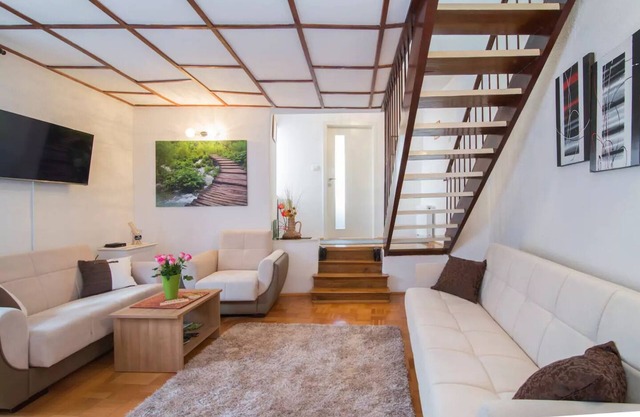 Charming Apartment With a Terrace - In the heart of old town