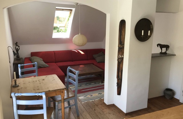 Charming attic apartment on the most beautiful outskirts of Munich!