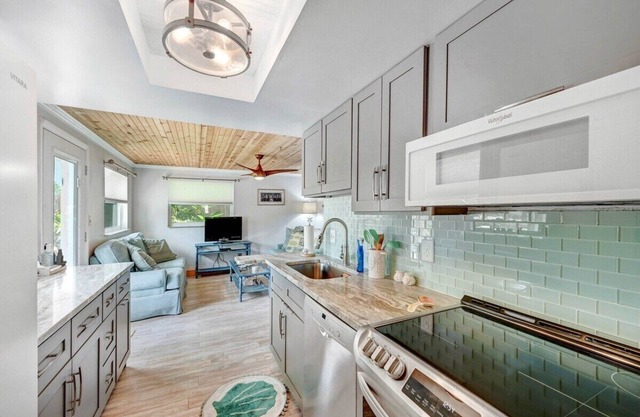 Charming Beachside Getaway: Private Courtyard, Walk to Beach & Flagler Ave, Pet-Friendly