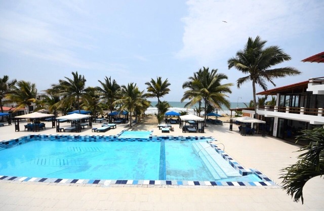 Charming Beachfront Hotel Room With Pool