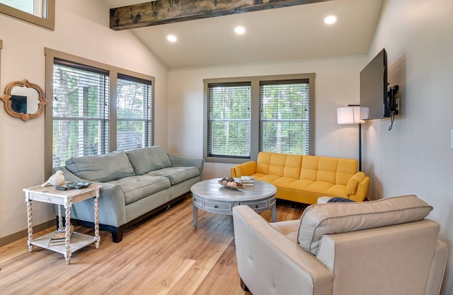 Charming Booneville Retreat w/ Patio & Gas Grill!