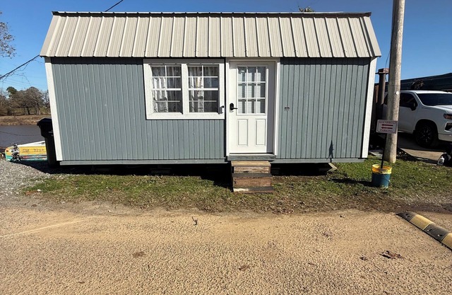 Charming cabin on the Ouachita River in West Monroe