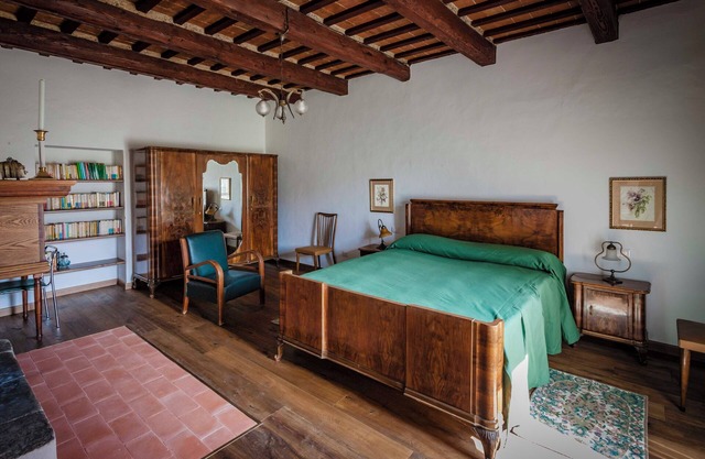 Charming Casale w/Garden & Shared Pool, Romagna Toscana Escape- La Clombera 2