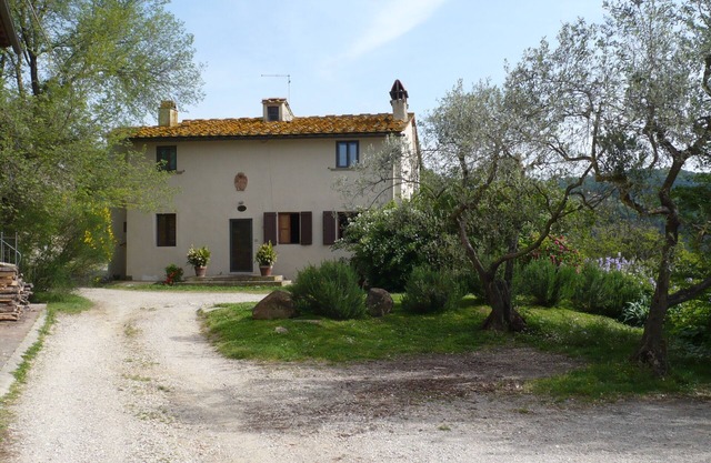 Charming centuries old farmhouse with a pool ans large semi-covered terrace