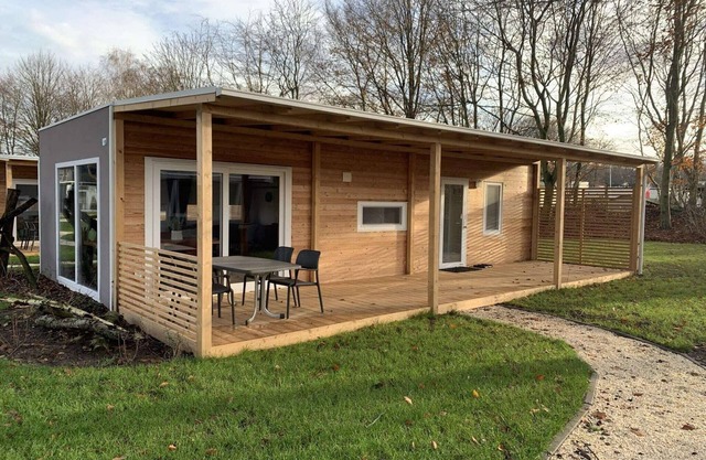 Charming chalet 2 km. of the Efteling