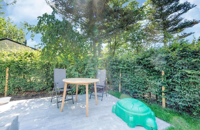 Charming Chalet in Stegeren near Forest