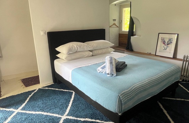 Charming chambre d'hote for 4-6 people with swimming pool and outdoor kitchen