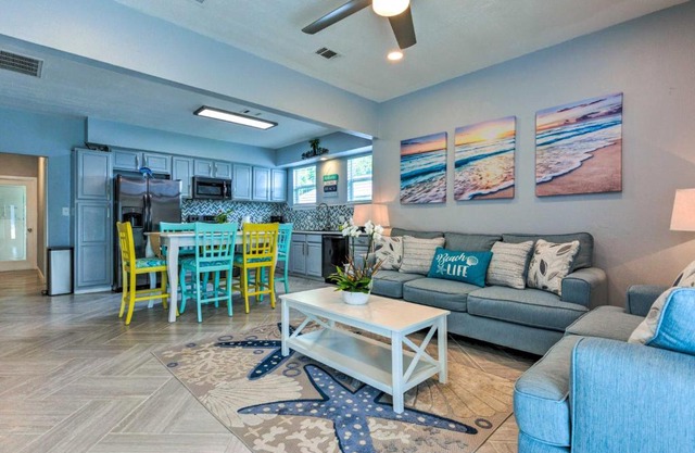 Charming Coastal Getaway, Near Beach and Pier!