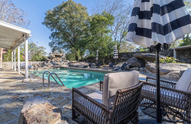 Charming Columbus Retreat 3BR Pool&Games