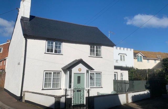 Charming Cottage Near Beach & Town Sidmouth