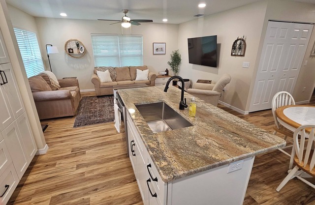 Charming County Cottage - 5 Star Rated on Leading Vacation Rental Platform!