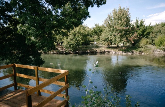 Charming ecolodge with private access to the river