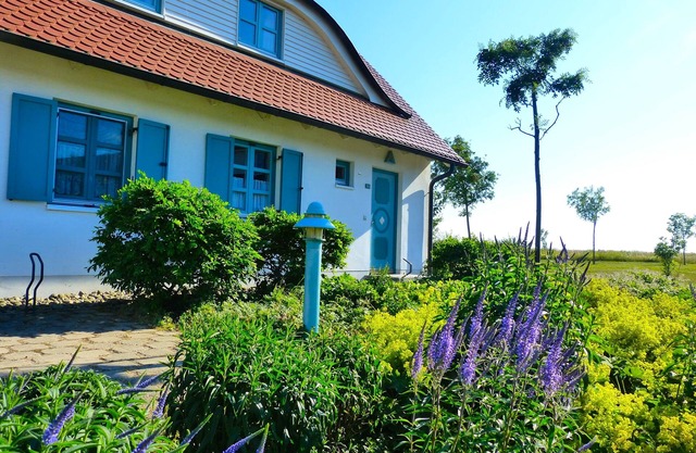 Charming, family-friendly vacation home close to the beach with a beautiful sun terrace