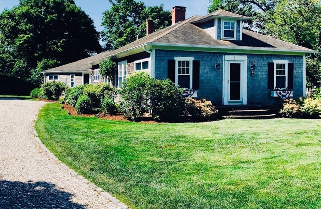 Charming Family-Friendly Home On Beach Rd. Close To Nauset Beach & Village Ctr.