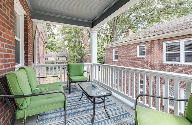 Charming Family Retreat in Richmond/Free Parking