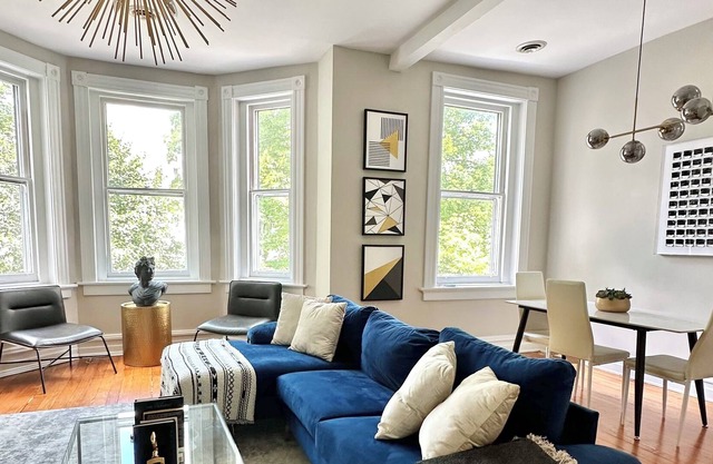 Charming "Fan District" Apartment
