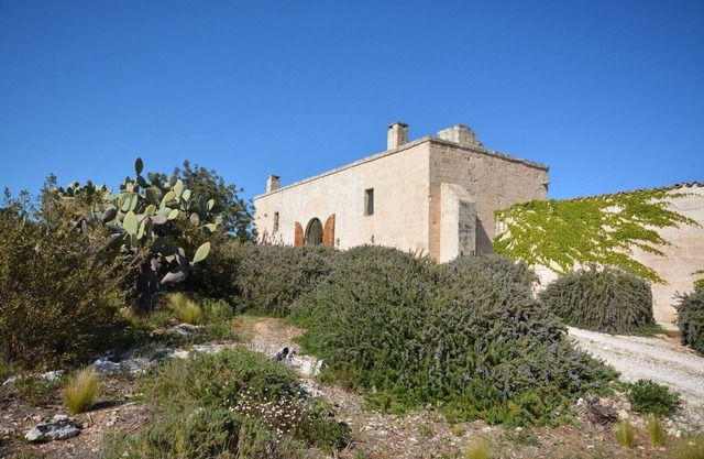 Charming farmhouse with private pool near Otranto