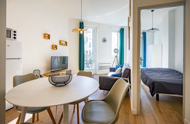 Charming Flat Near The Old Port