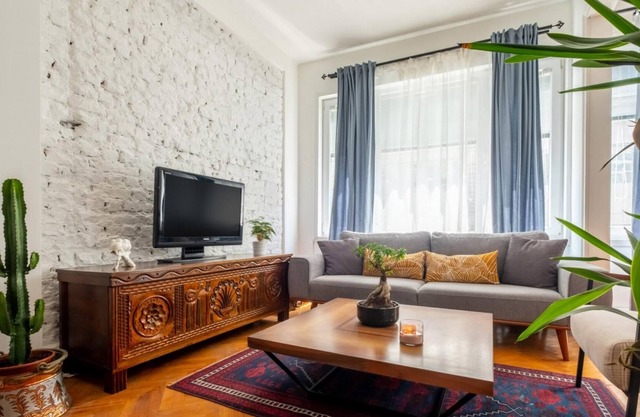 Charming Flat with Central Location in Kadikoy