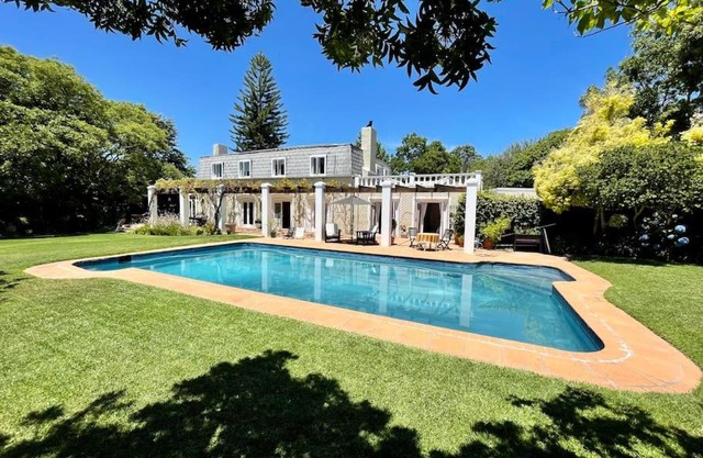 Charming Guest Suite in the Constantia Wine Valley