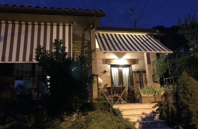Charming Hilltop Country House w/large garden,and great views