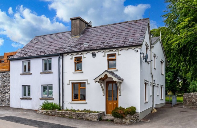 Charming, Historic Home in Kenmare Town Centre