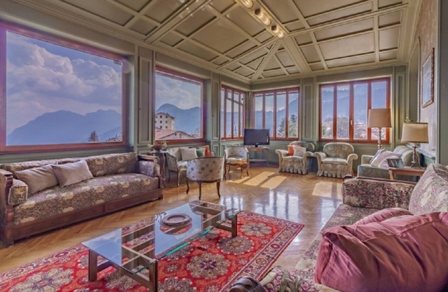 Charming Historic Villa with Garden and Stunning Lake view, in Civenna