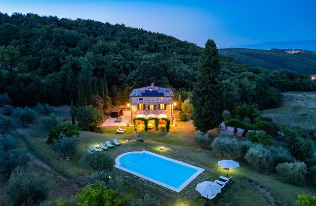 Charming historic villa surrounded by 5 hectares of private property