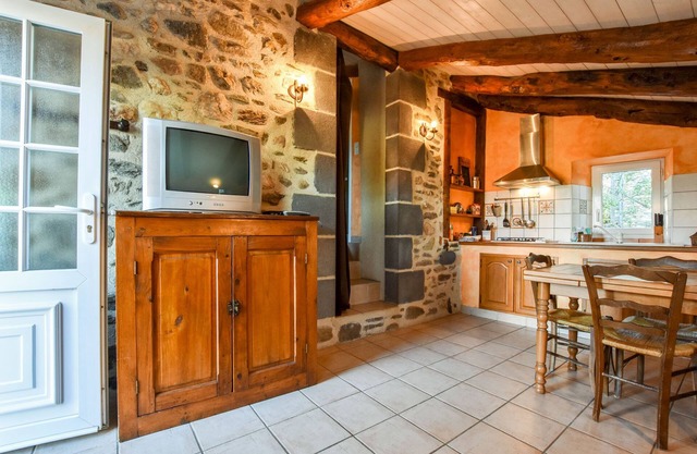 Charming holiday home near the forest