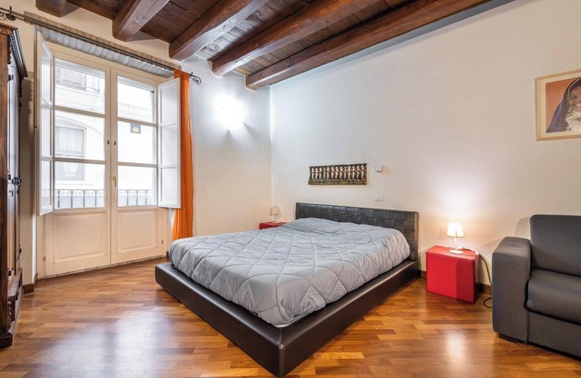 Charming Holiday Apartment Casa Vacanza Pablo Castello with Wi-Fi