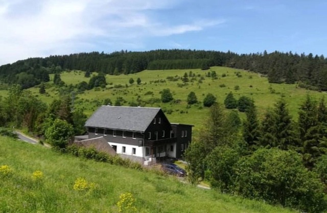 Charming holiday home in the Thuringian Forest, for 8 to 12 people