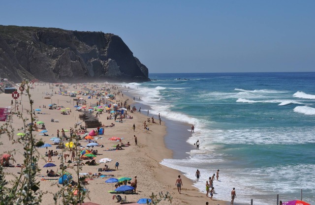 Charming holiday home, 3km from the beach, 5min walk to the supermarket, cafe, bakery