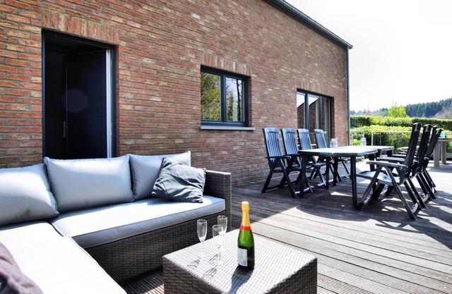 Charming Holiday Home in Durbuy with Sauna